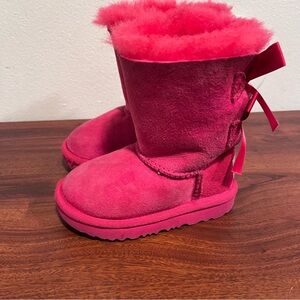 UGG AUSTRALIA baby bow 11 Pink Suede Fur-Lined Boots size 6